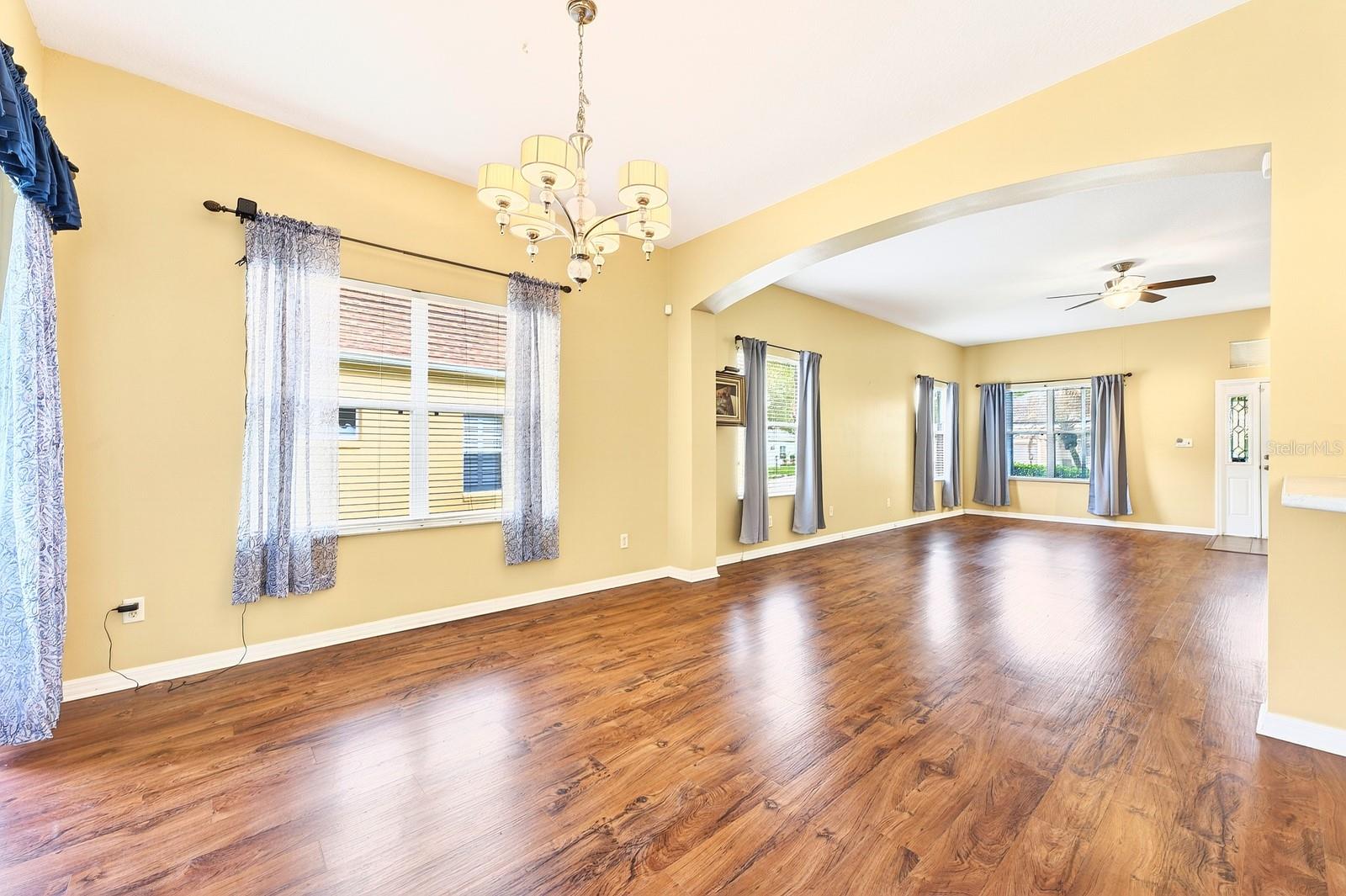 PLANTATION AT LEESBURG GLENDALE VILLAGE - Residential