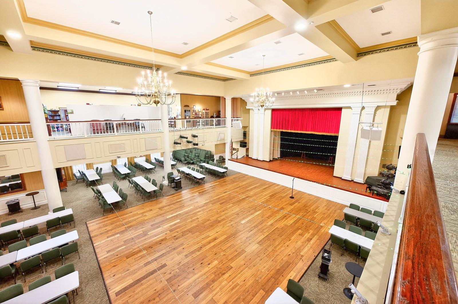 PLANTATION AT LEESBURG GLENDALE VILLAGE - Residential