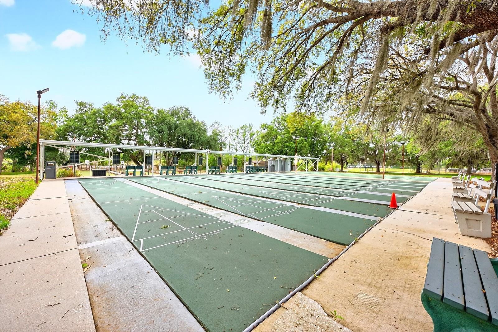 PLANTATION AT LEESBURG GLENDALE VILLAGE - Residential