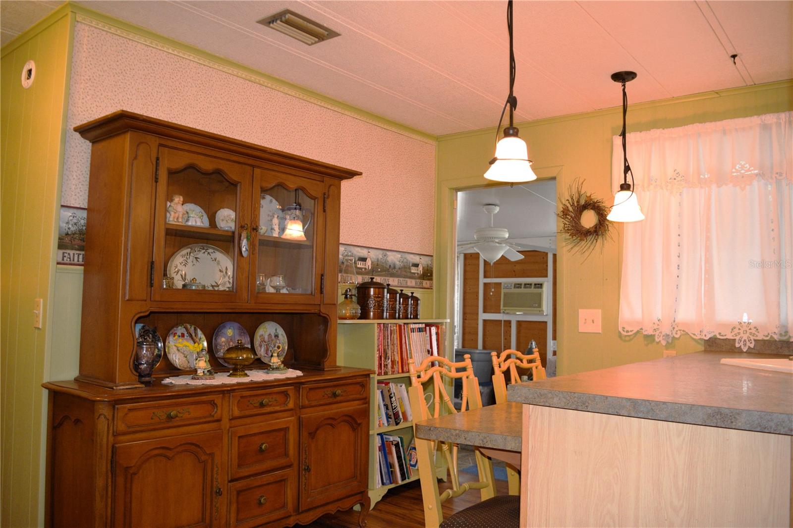 KOVE ESTATES COOP - Residential