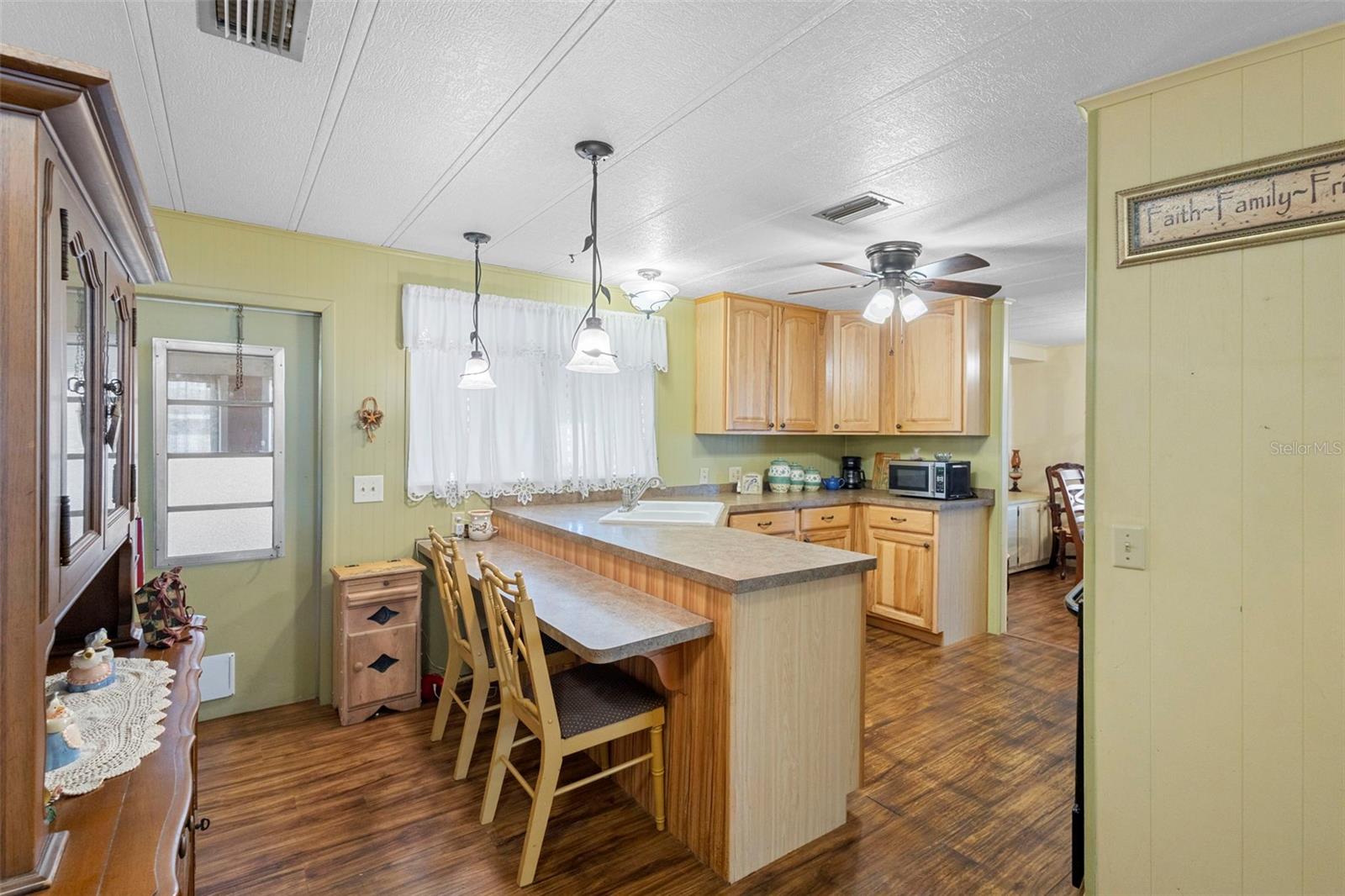 KOVE ESTATES COOP - Residential