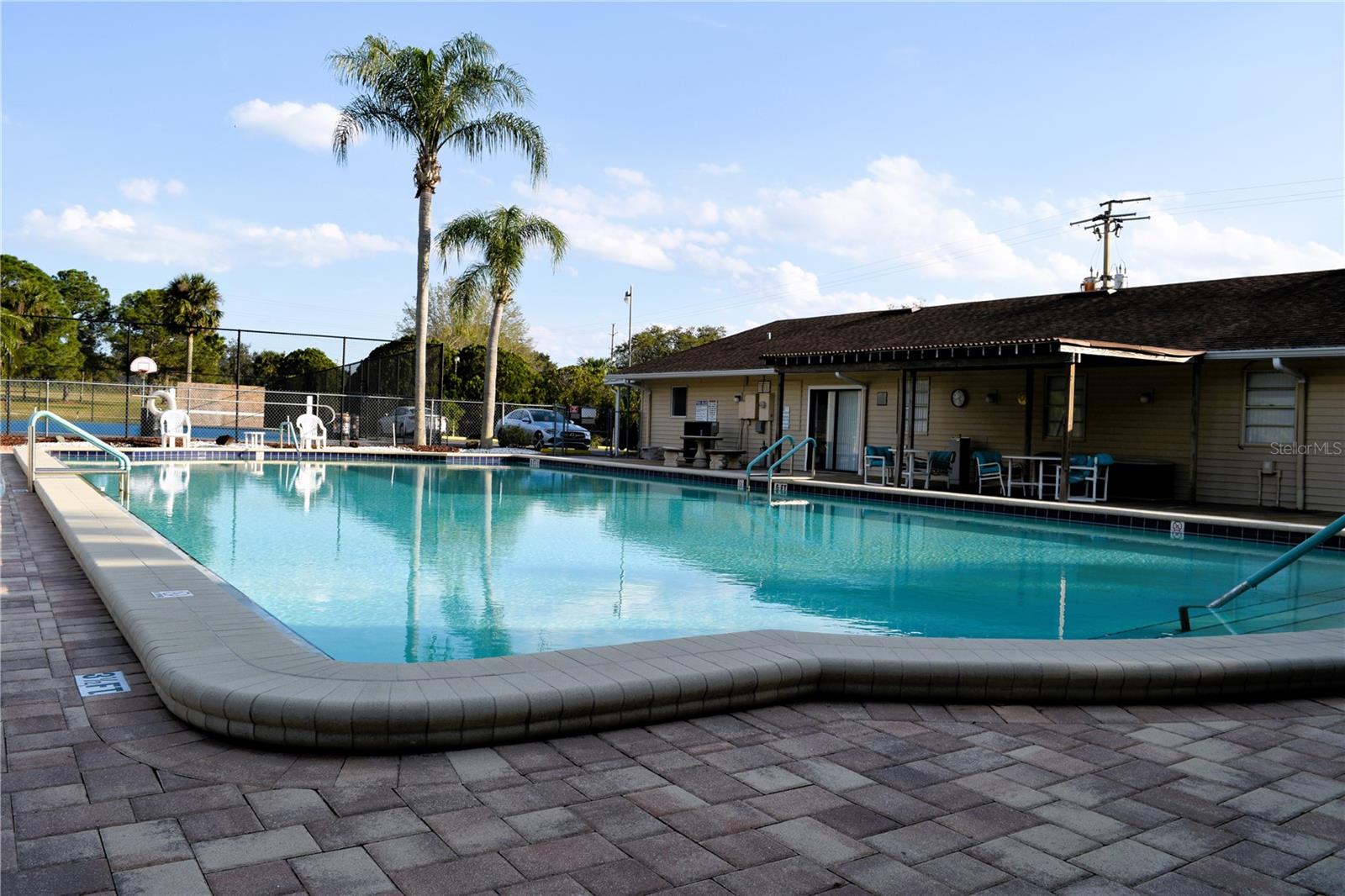 KOVE ESTATES COOP - Residential