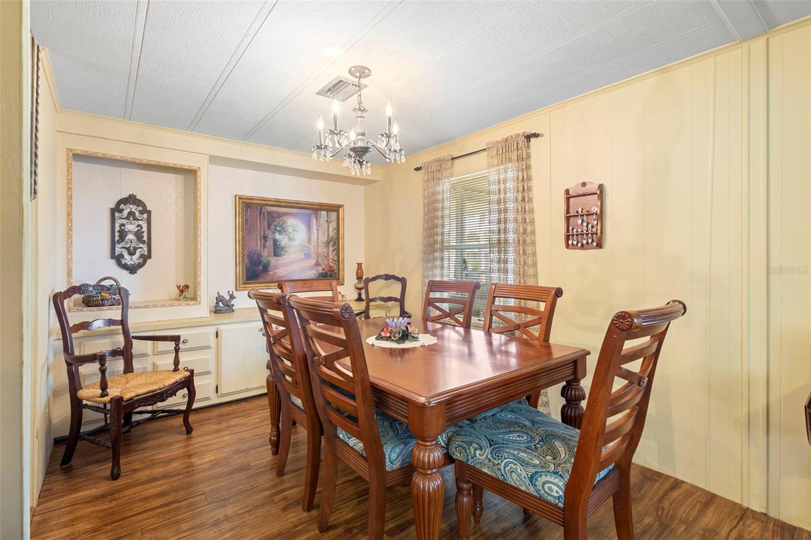 KOVE ESTATES COOP - Residential