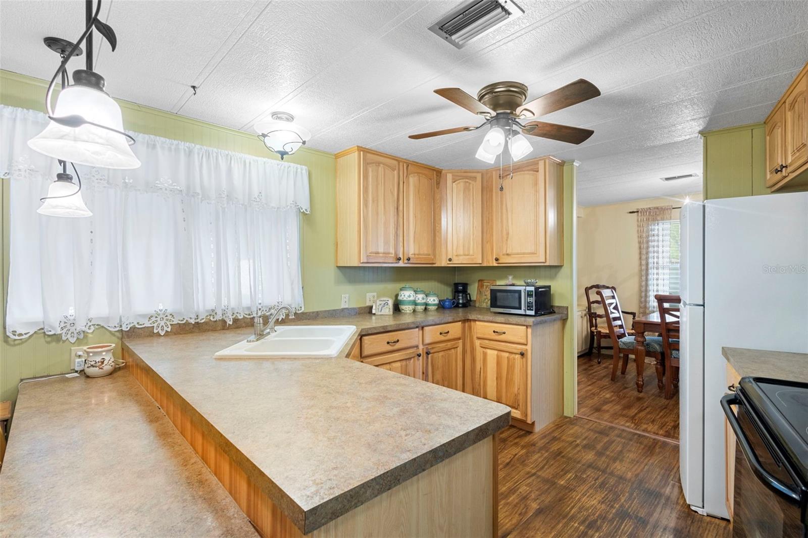 KOVE ESTATES COOP - Residential