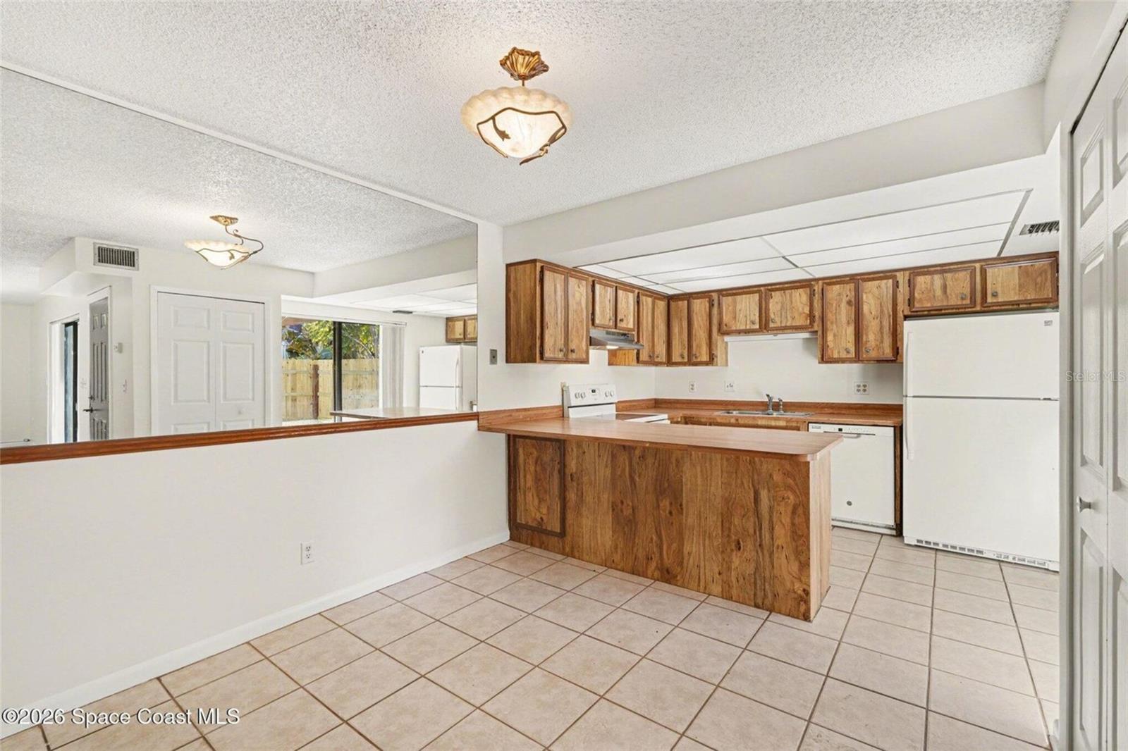 TENNIS VILLAGE SEC 04 - Residential