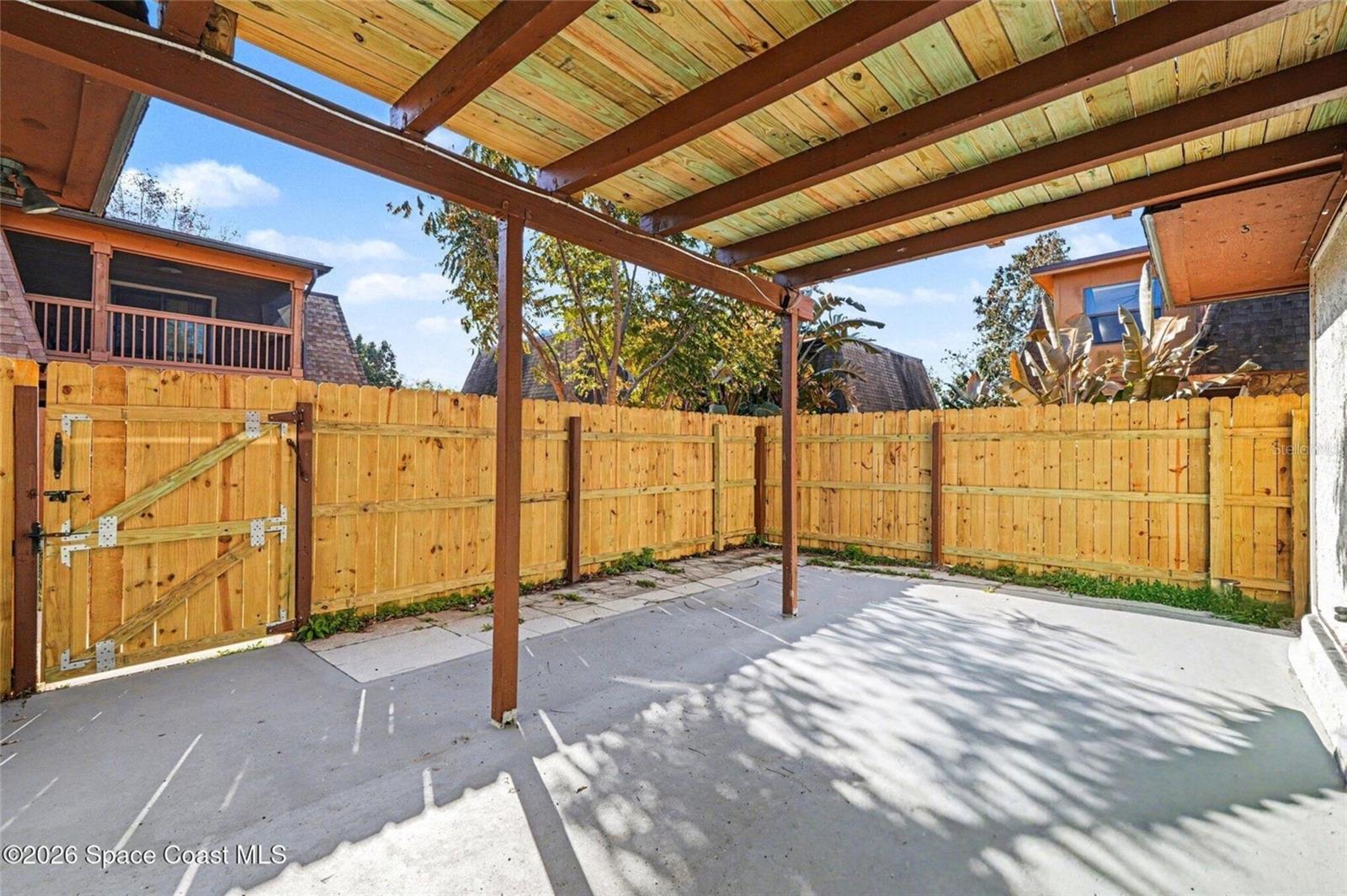 TENNIS VILLAGE SEC 04 - Residential