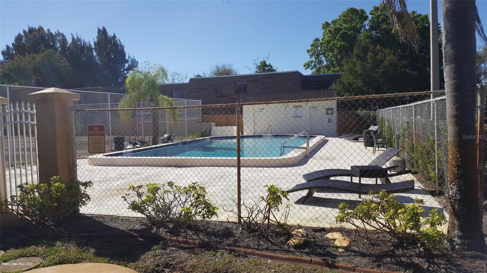 TENNIS VILLAGE SEC 04 - Residential