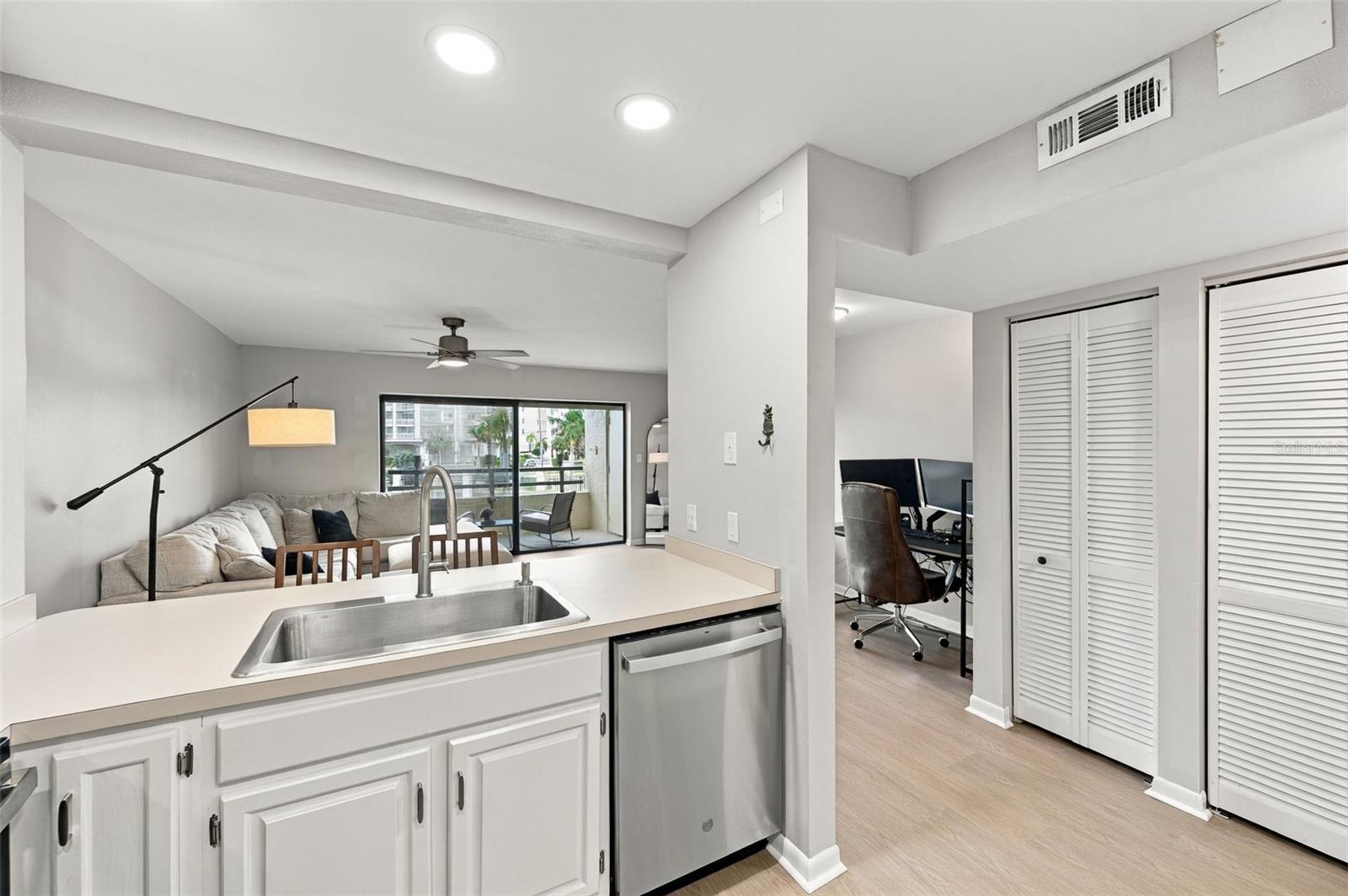 106 1ST STREET E 113