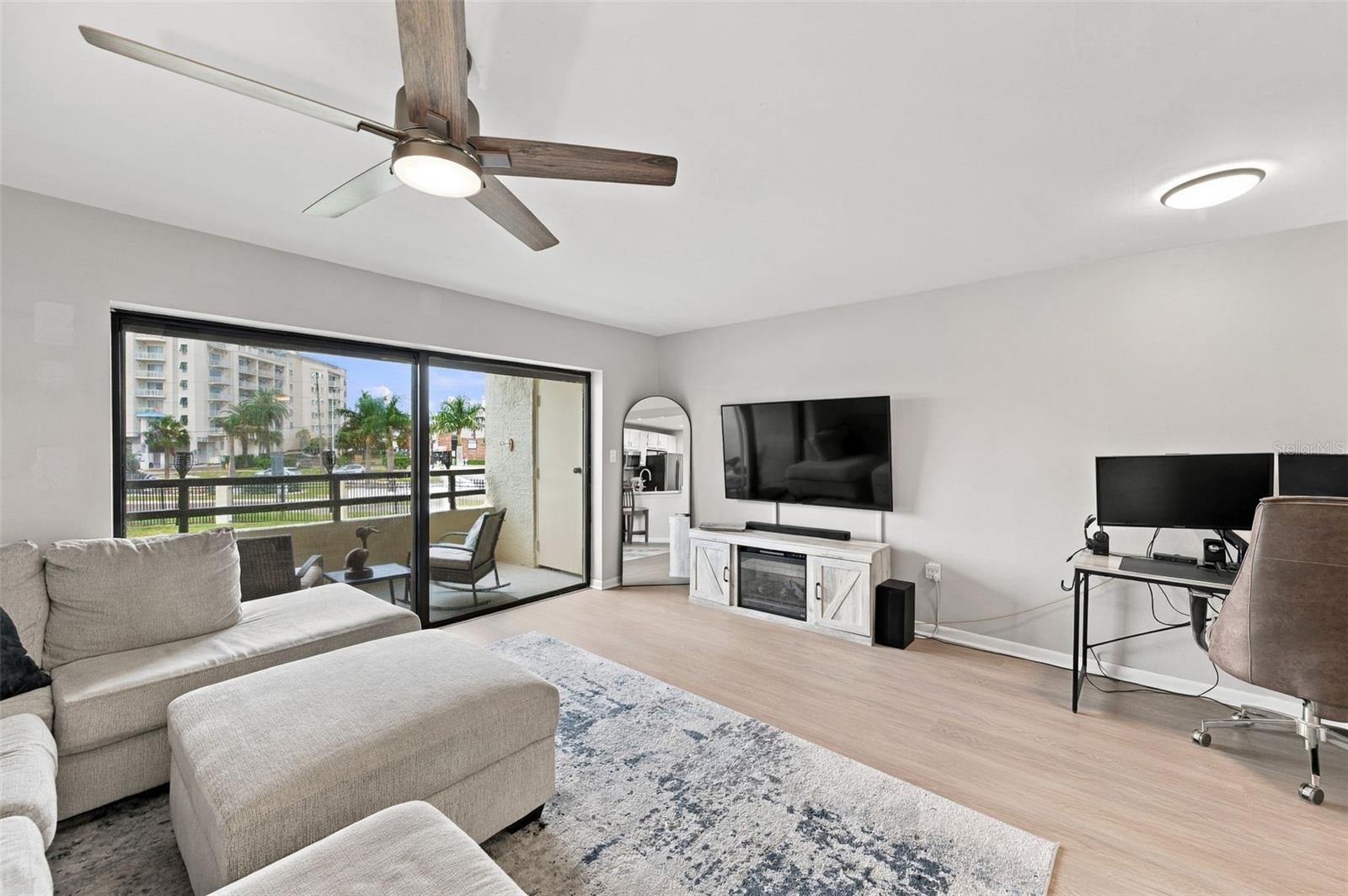 106 1ST STREET E 113