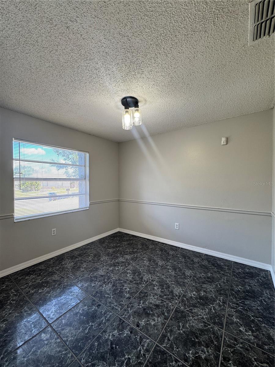 721 GREENLEAF LANE