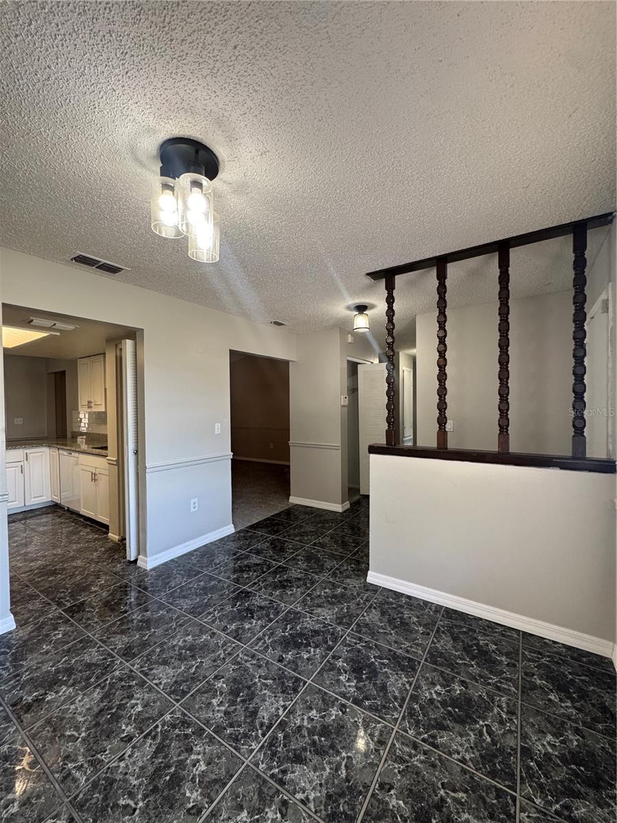 721 GREENLEAF LANE