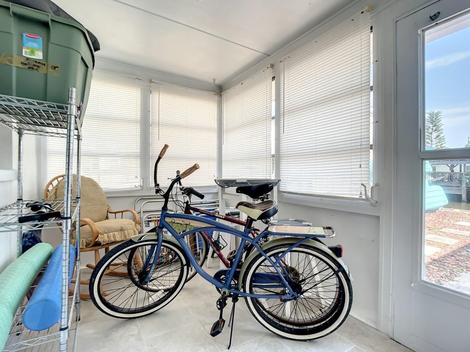 VENICE PARK - Residential