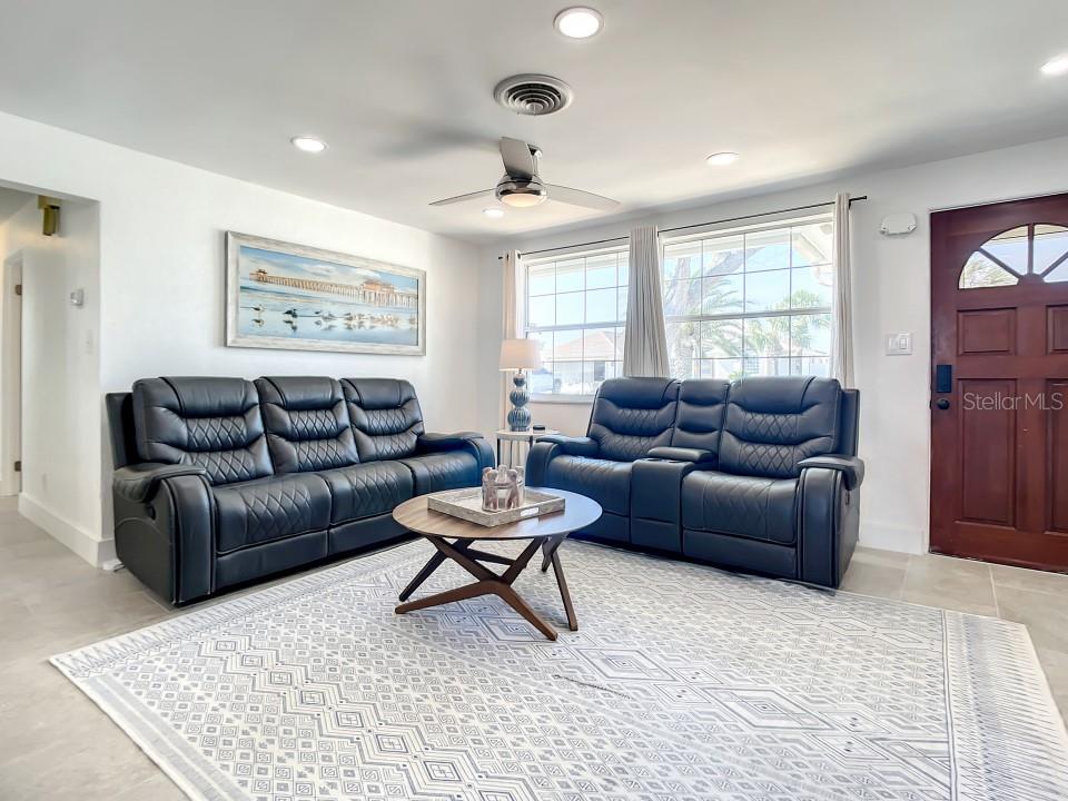 VENICE PARK - Residential