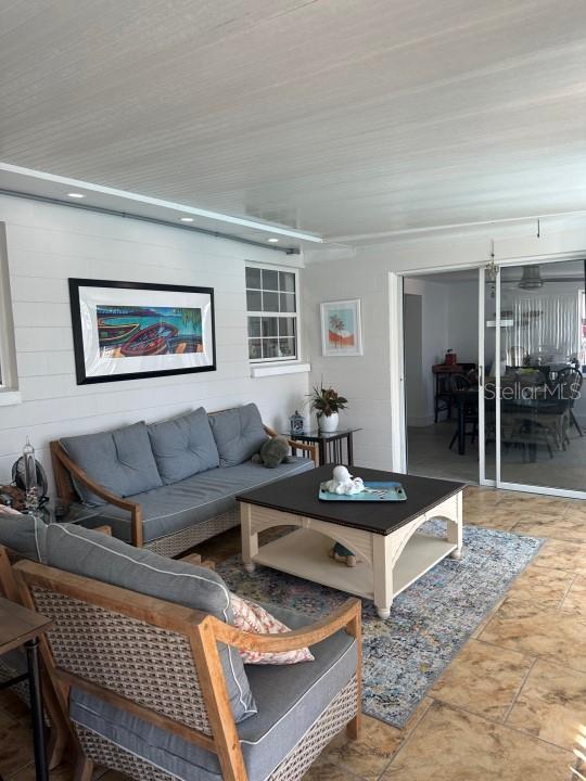 VENICE PARK - Residential