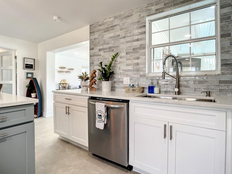 VENICE PARK - Residential