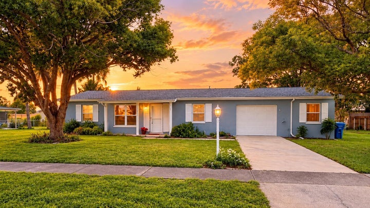 Photo 1 of 54 — 9129 SEWELL LANE, SPRING HILL, FL 34608