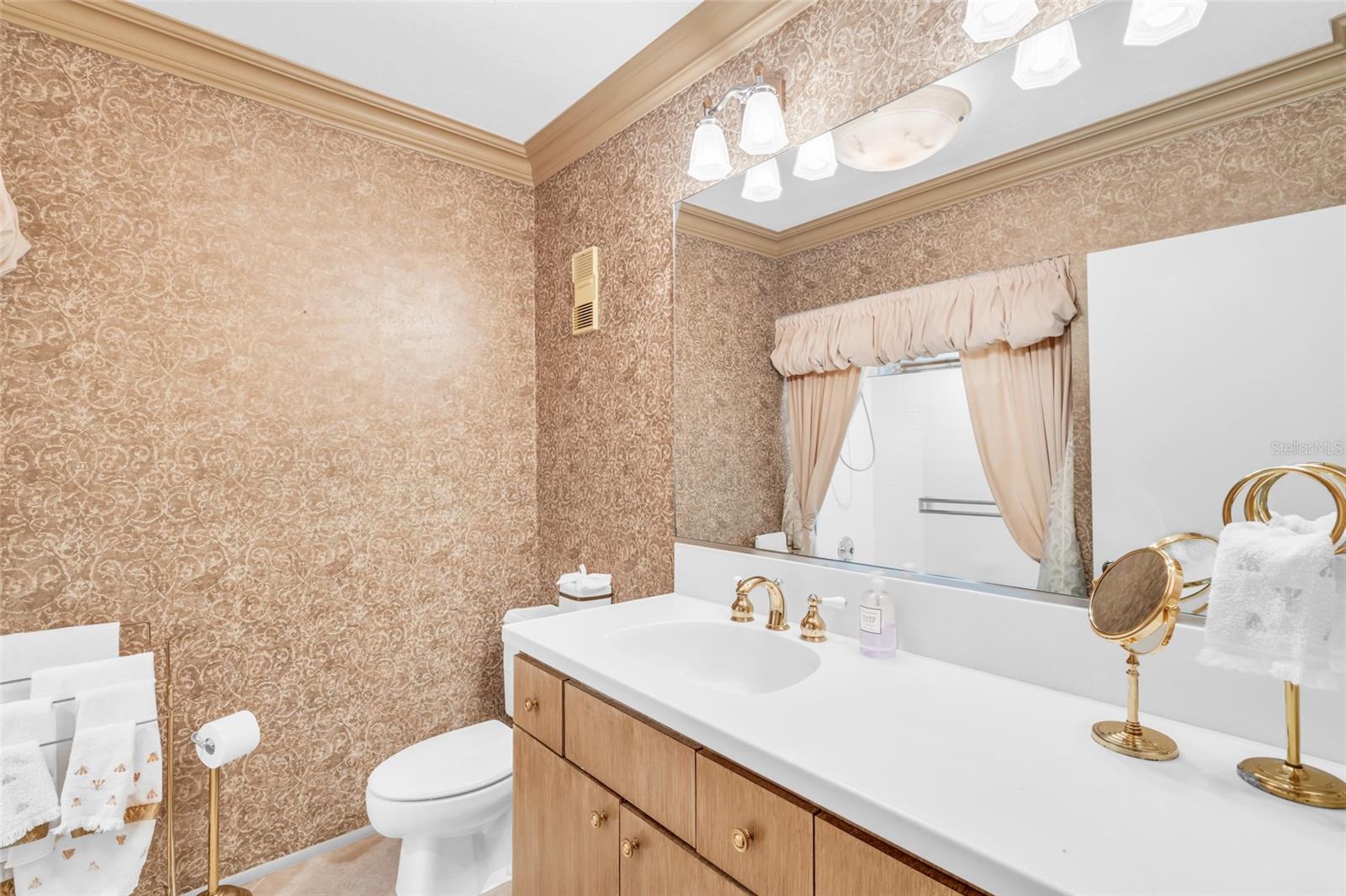 POINTE ROYALE CONDO A - Residential