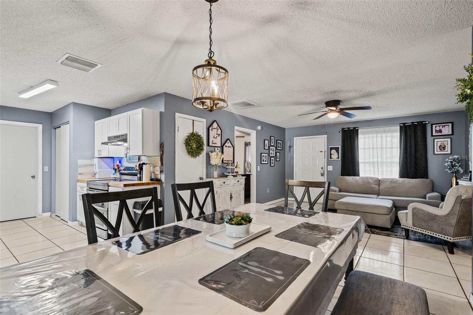 SPRING HILL - Residential