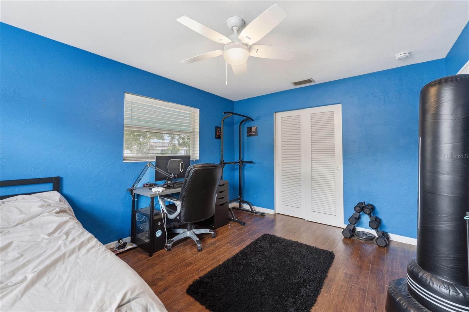 SHERYL MANOR - Residential