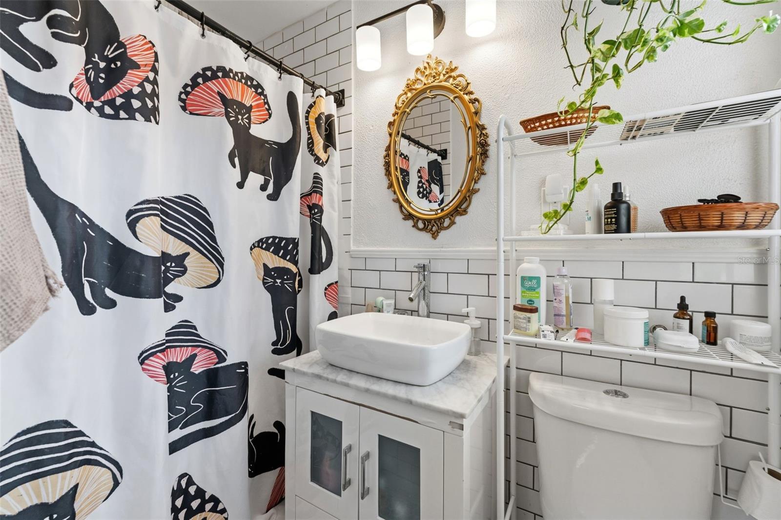 SHERYL MANOR - Residential