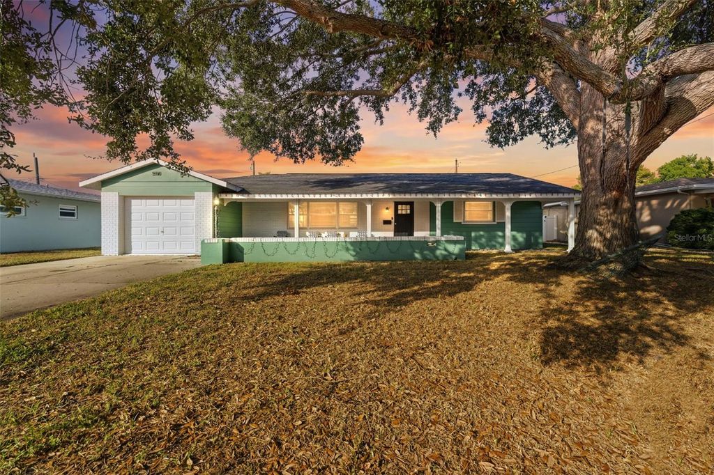 Photo of 5911 36th Avenue N, St Petersburg, FL 33710 (MLS # TB8460176)