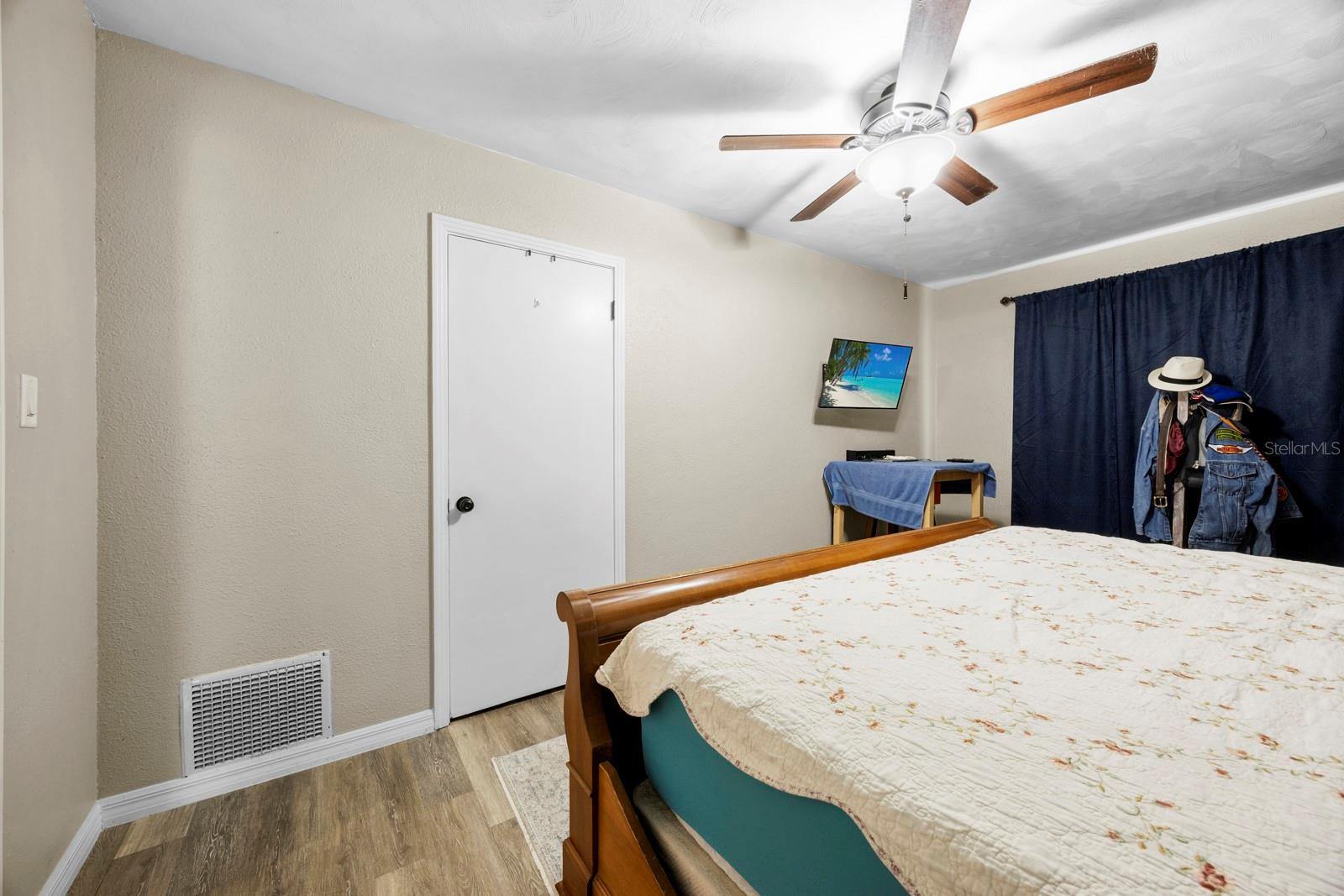 SPRING LAKE MANOR - Residential