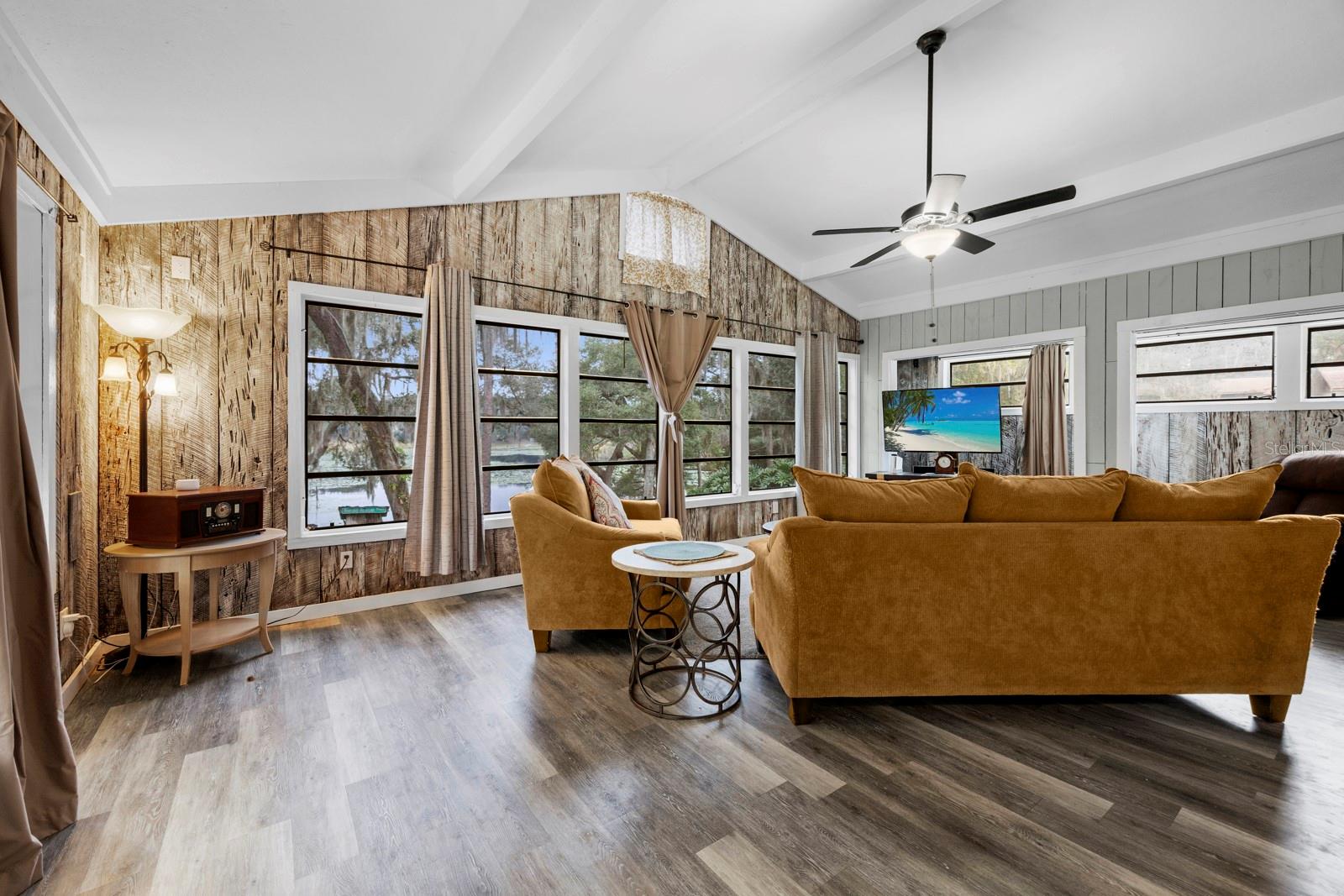 SPRING LAKE MANOR - Residential