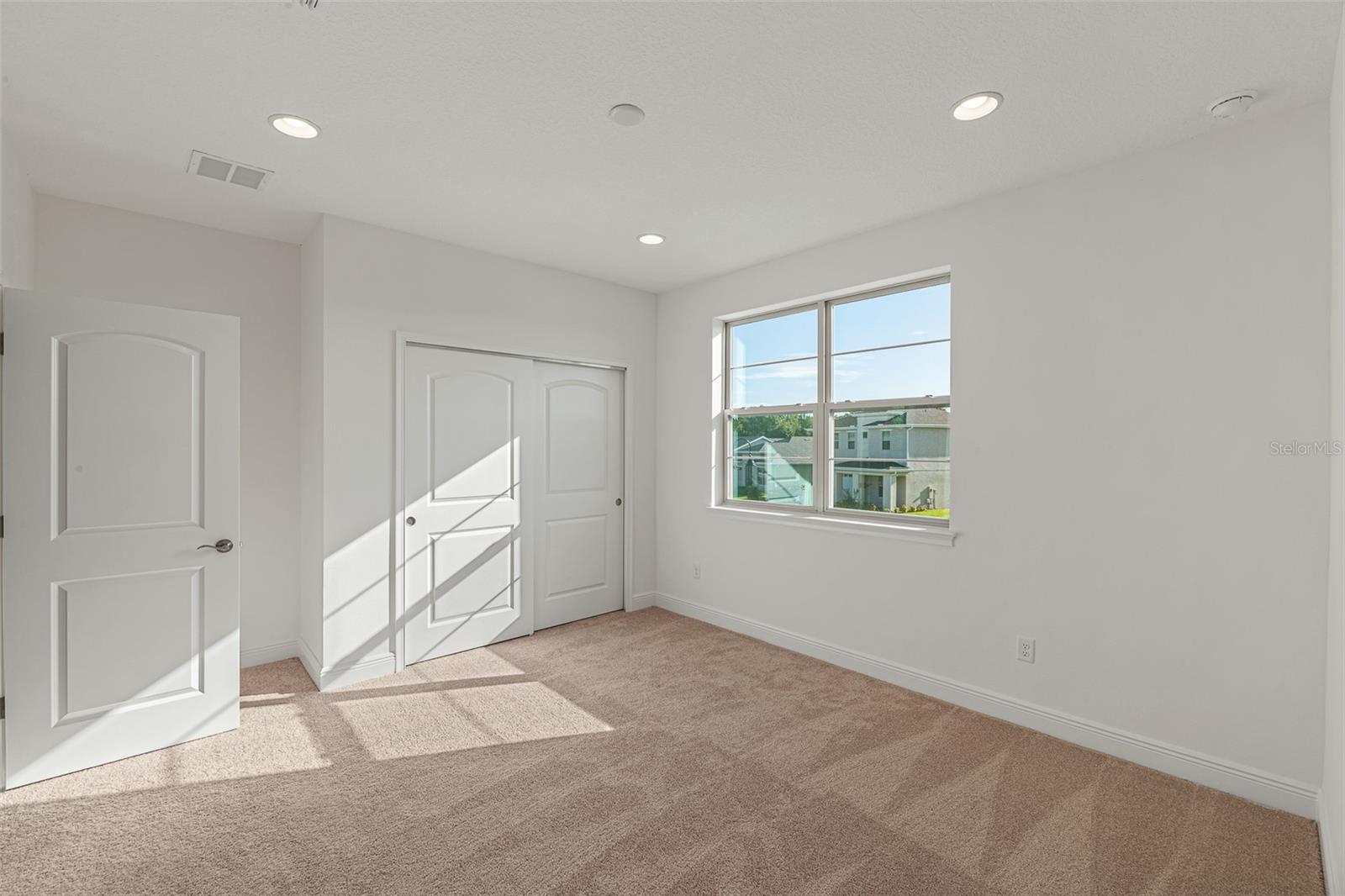 ENCLAVE AT LAKES OF HARMONY - Residential Lease