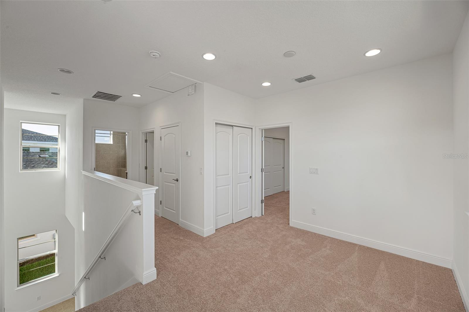 ENCLAVE AT LAKES OF HARMONY - Residential Lease