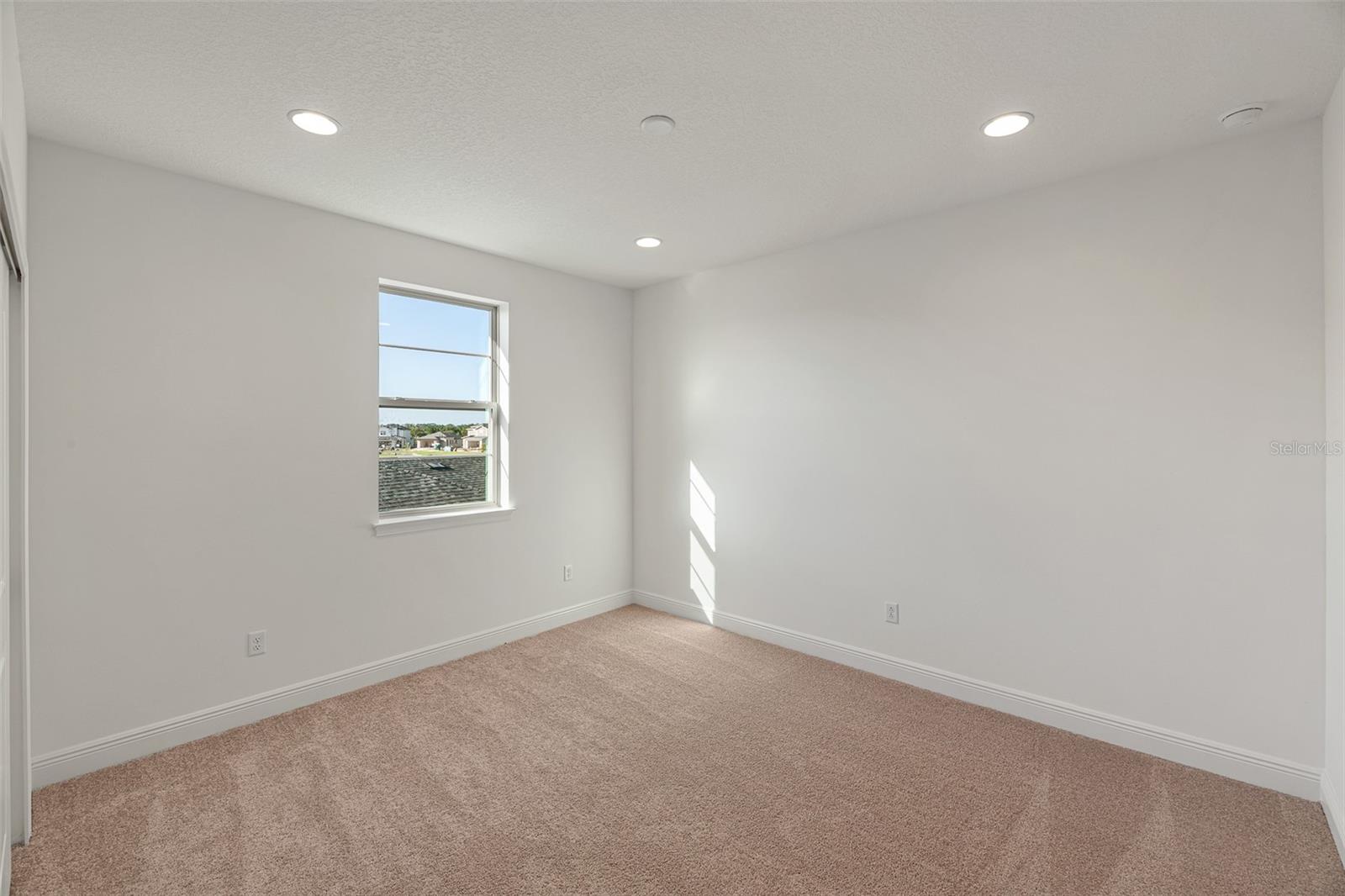 ENCLAVE AT LAKES OF HARMONY - Residential Lease