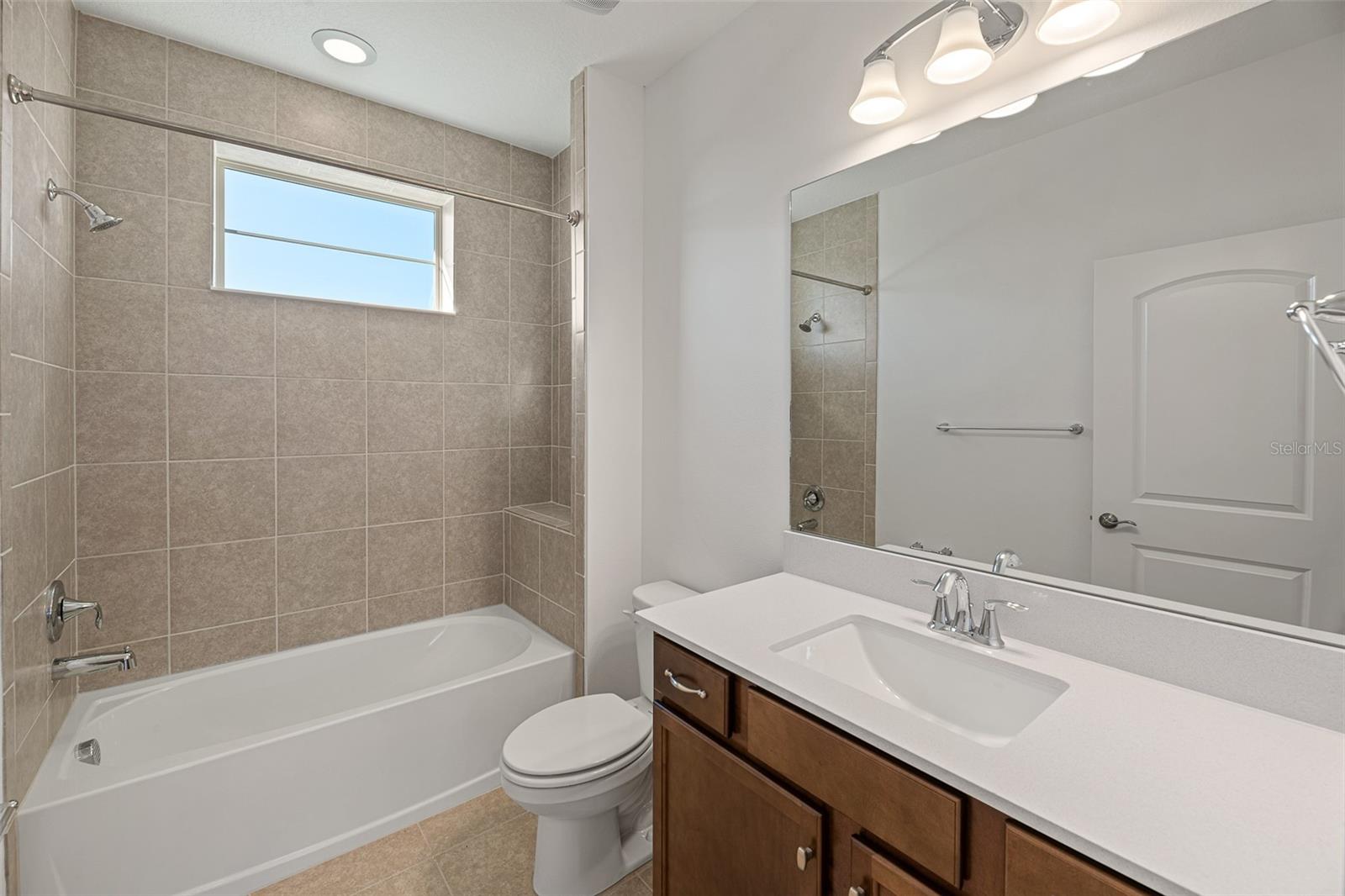 ENCLAVE AT LAKES OF HARMONY - Residential Lease