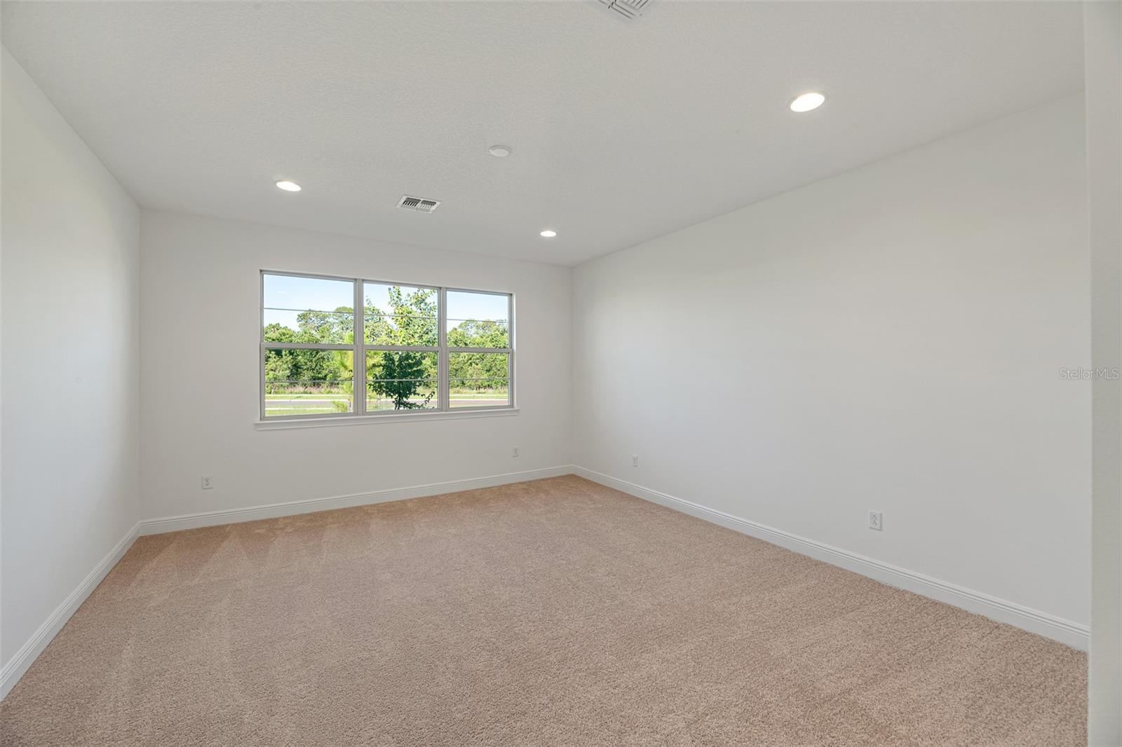 ENCLAVE AT LAKES OF HARMONY - Residential Lease