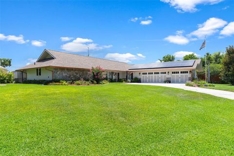 Tiny photo for 26515 Savage Circle, Howey In The Hills, FL 34737 (MLS # G5113680)