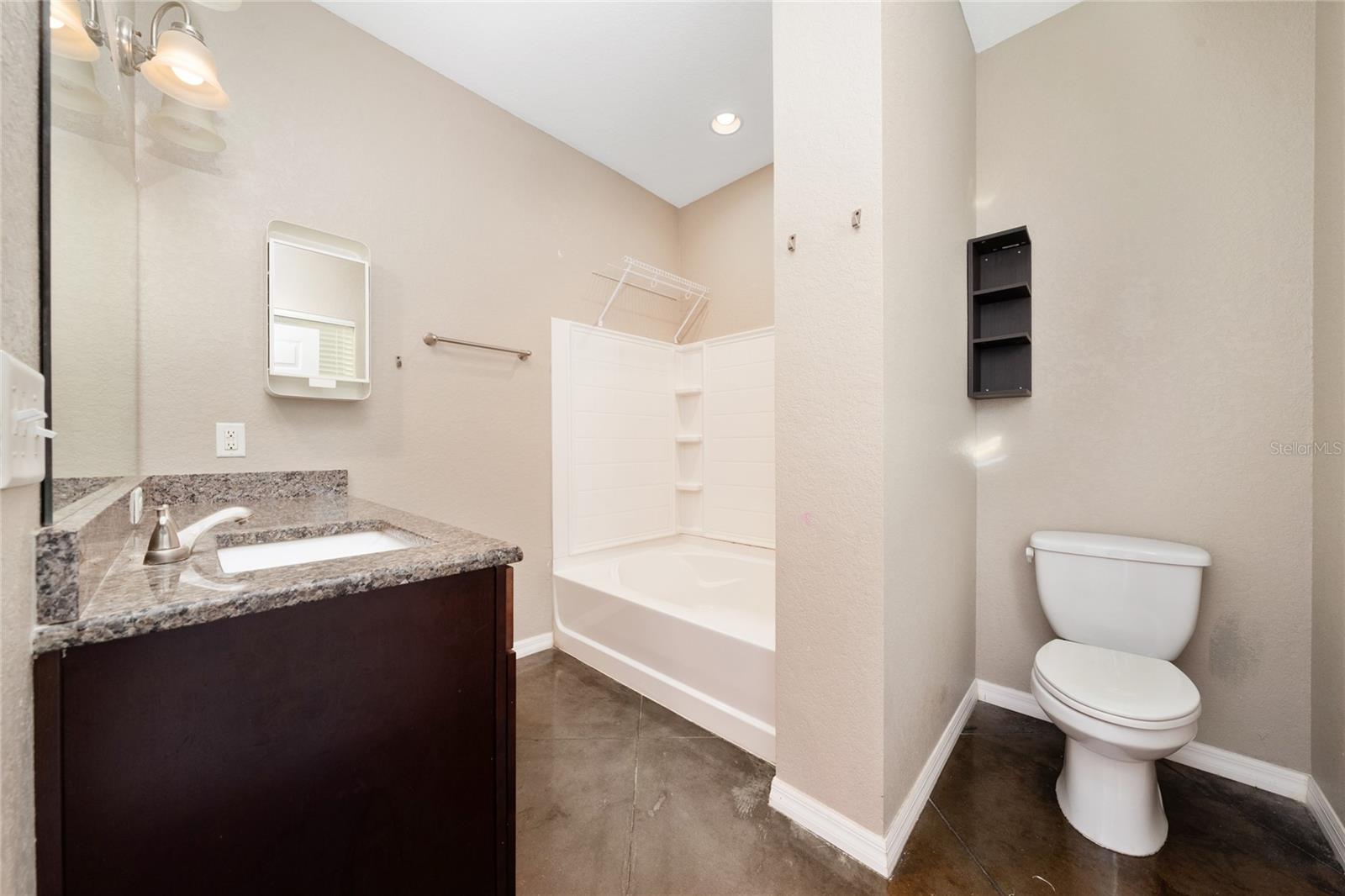 WHISPERING TRAILS PH 02 - Residential