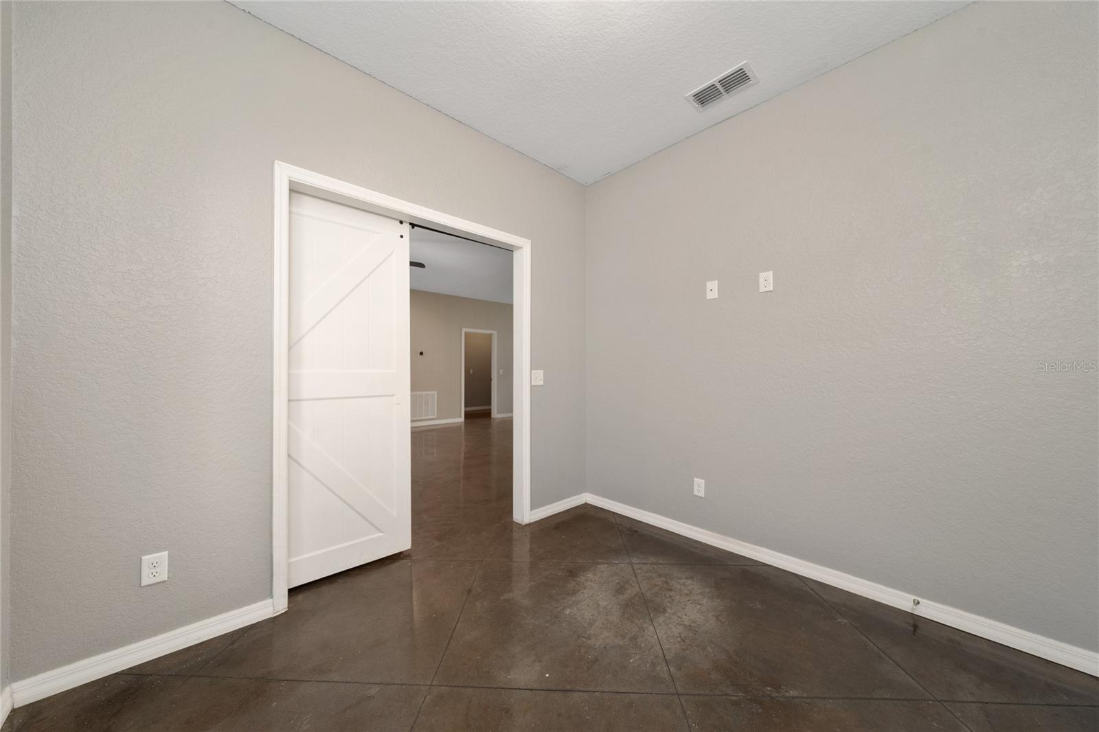 WHISPERING TRAILS PH 02 - Residential