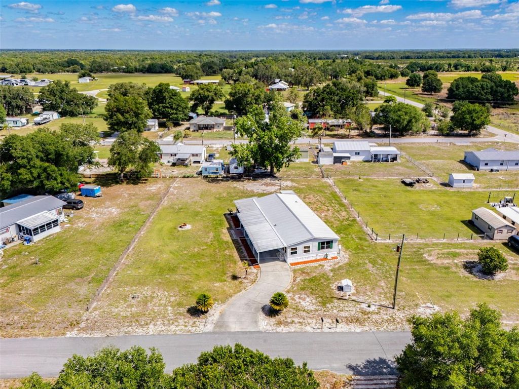 Photo of 1586 NE Grapefruit Street, Arcadia, FL 34266 (MLS # C7525328)