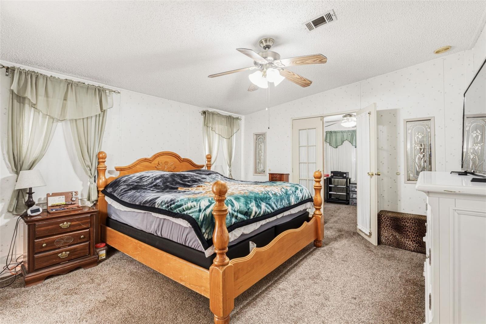 ORANGE PARK ESTATES - Residential