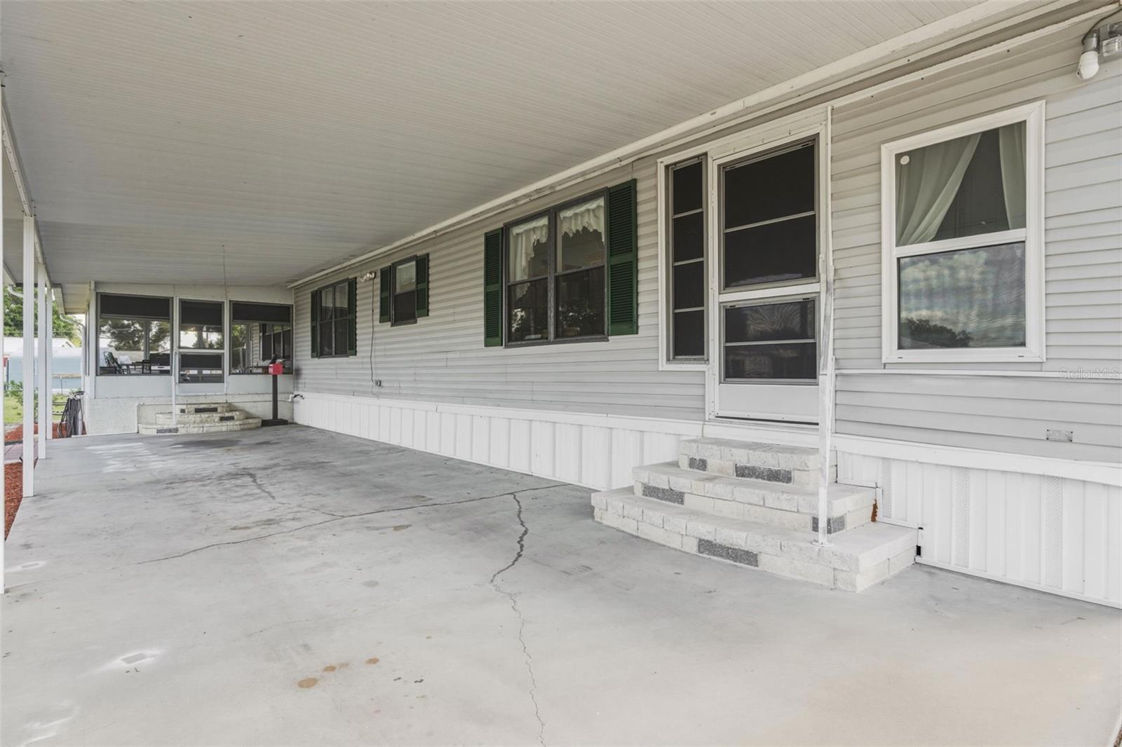 ORANGE PARK ESTATES - Residential