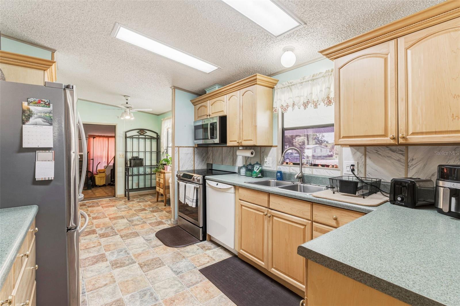 ORANGE PARK ESTATES - Residential