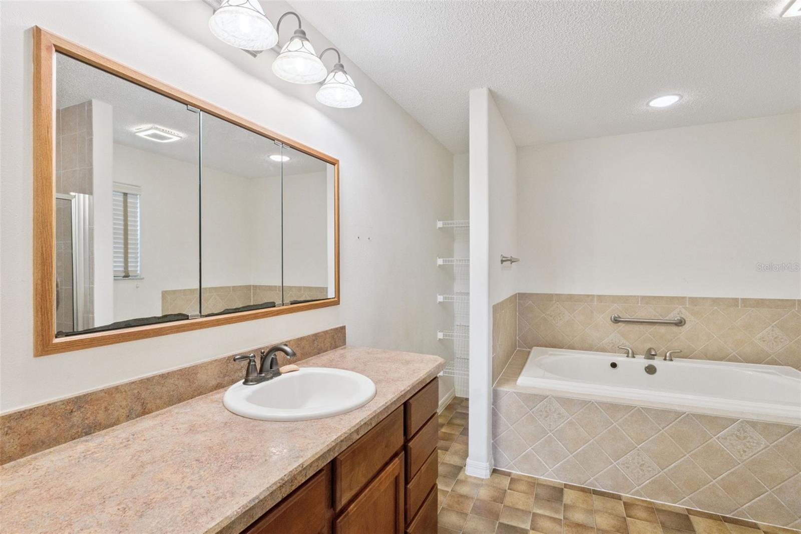 VILLAGES/SUMTER - Residential