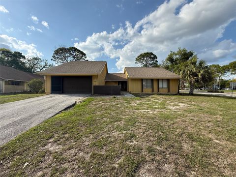 9085 HEATHER BOULEVARD WEEKI WACHEE FL 34613