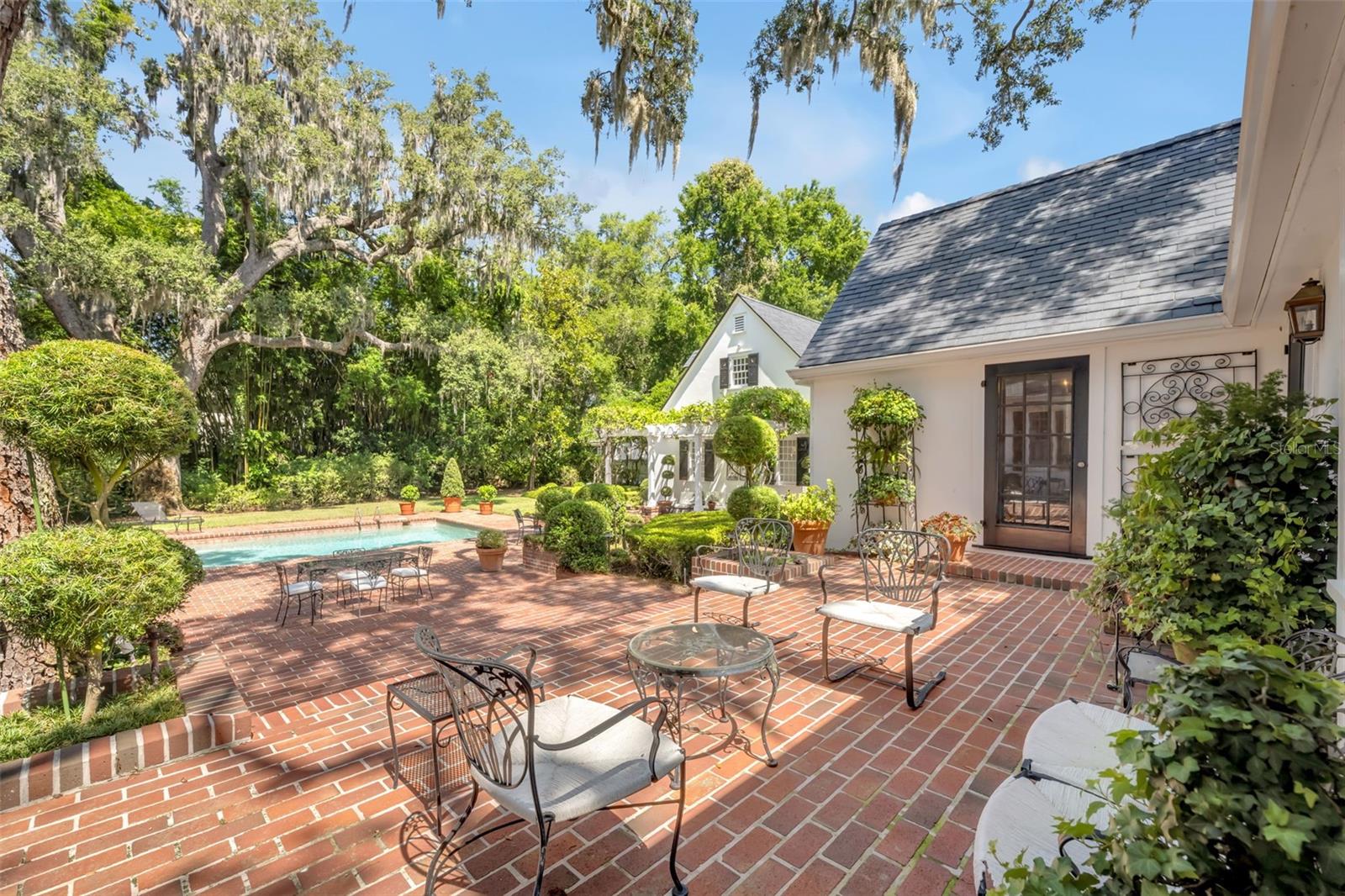 DYER SUSAN RESUB - Residential