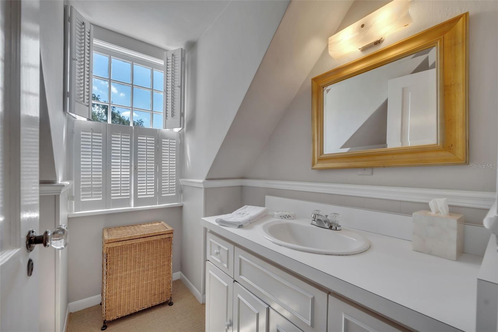 DYER SUSAN RESUB - Residential