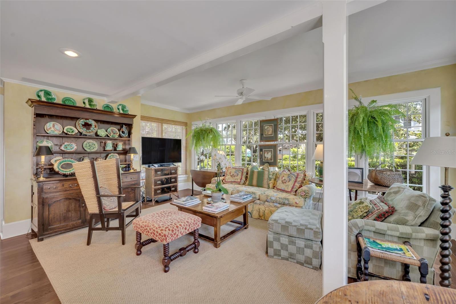 DYER SUSAN RESUB - Residential