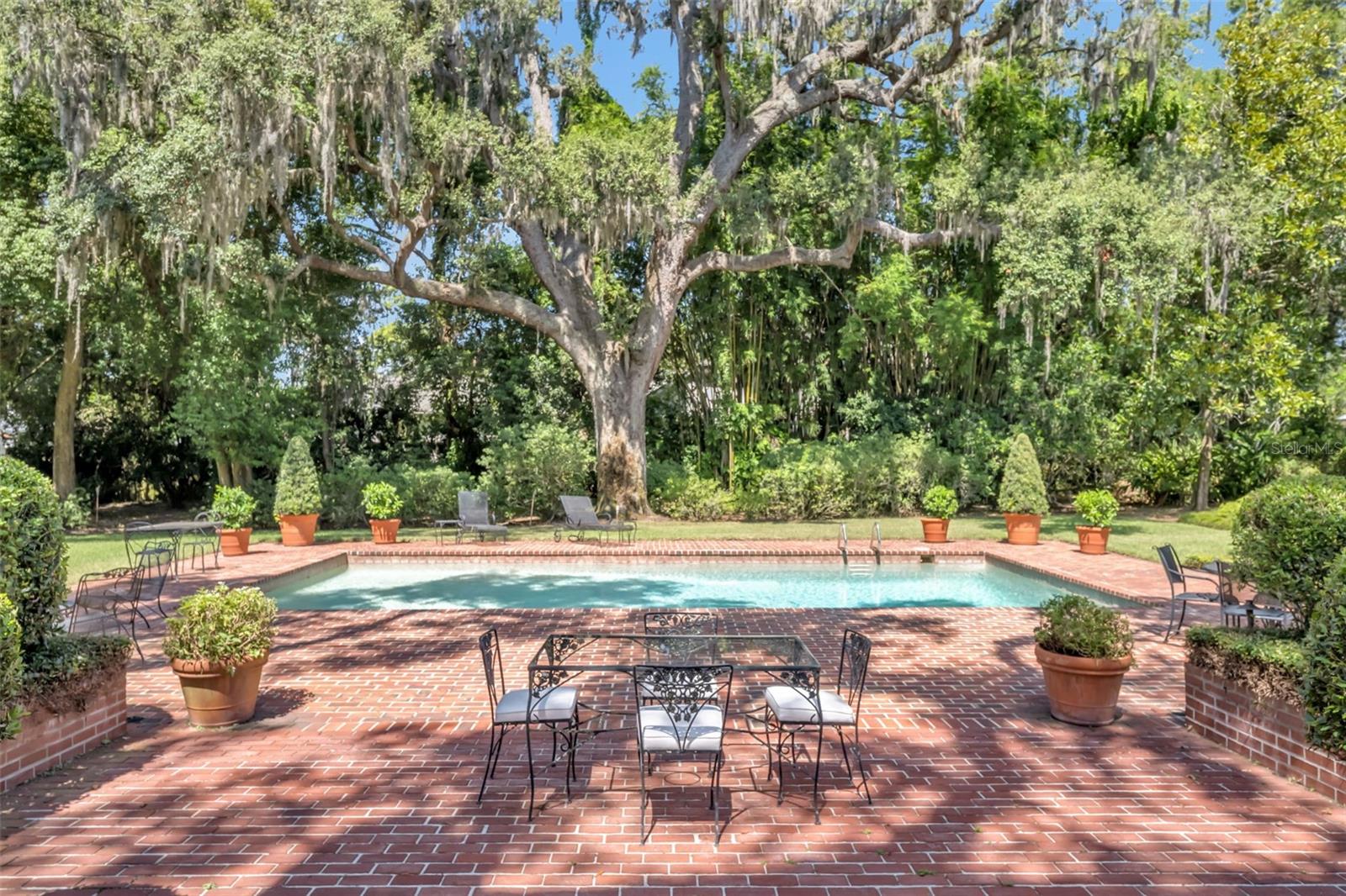 DYER SUSAN RESUB - Residential