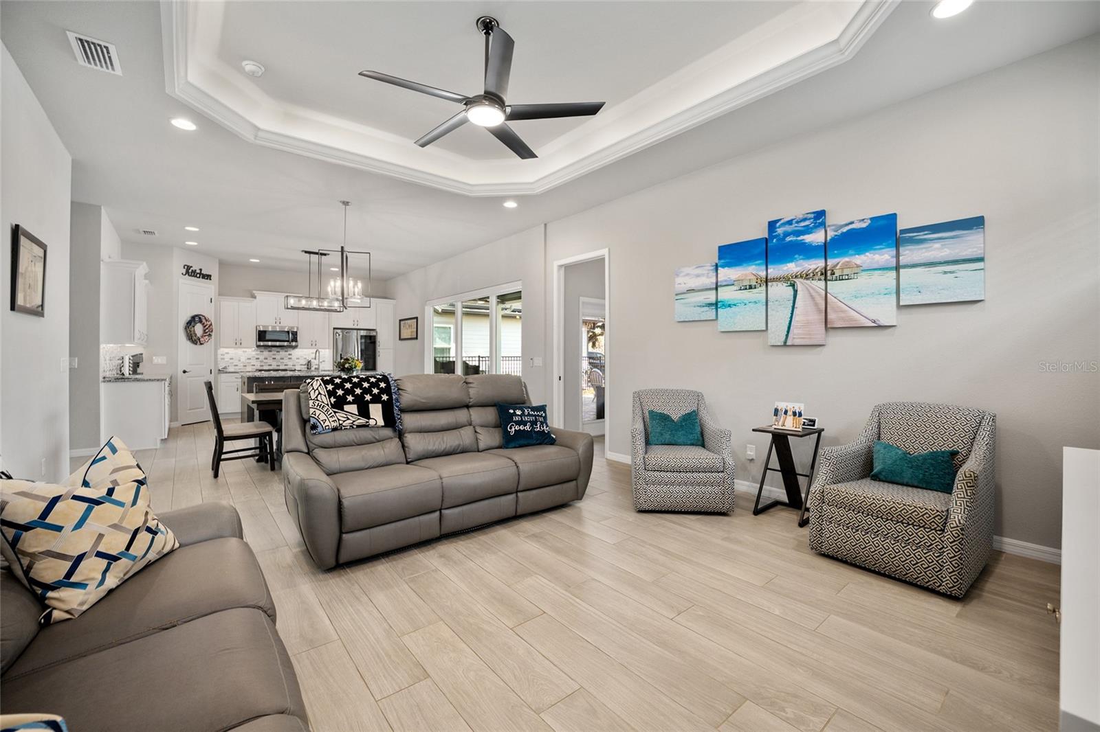 OAKMONT - Residential