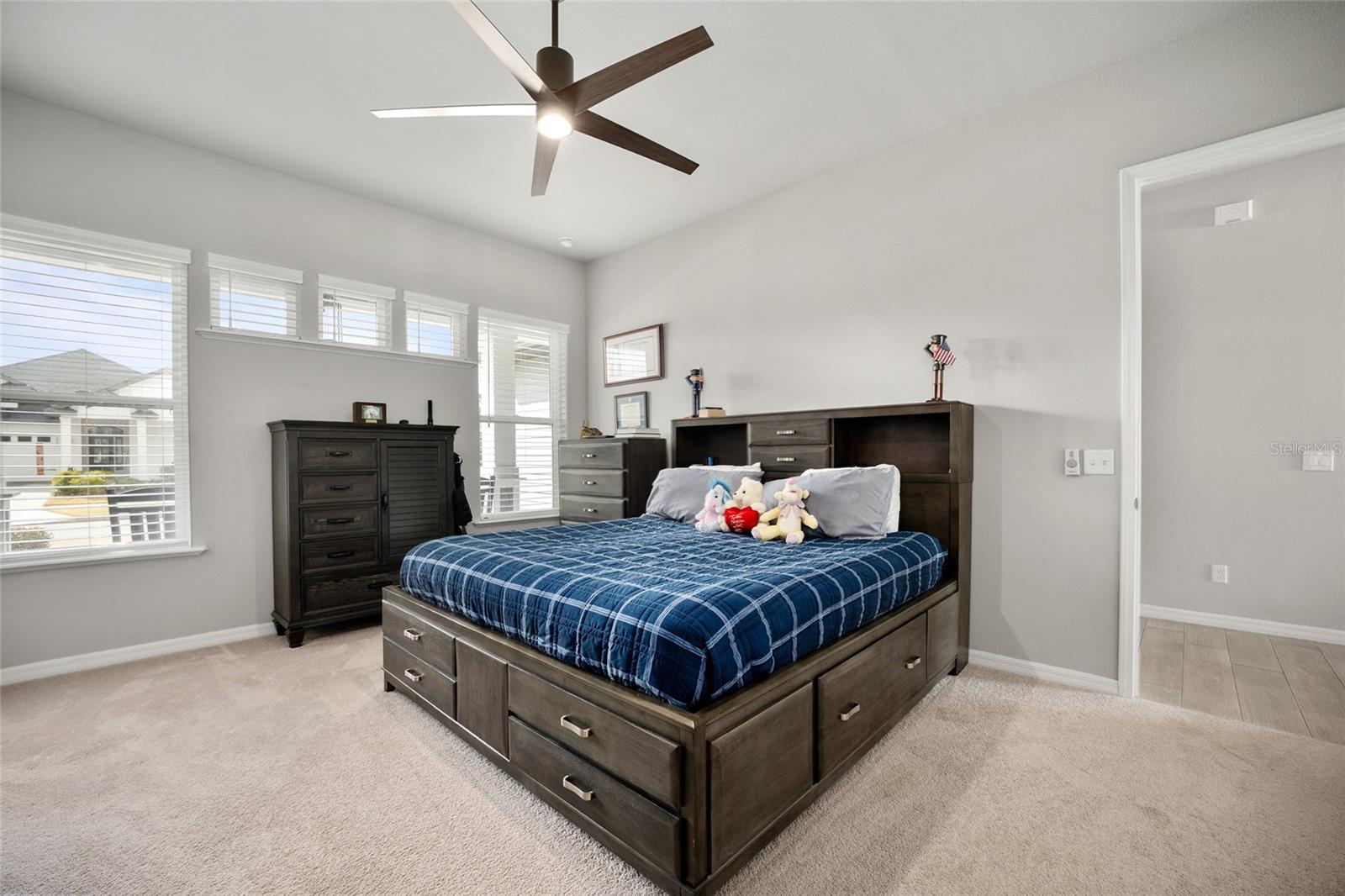 OAKMONT - Residential