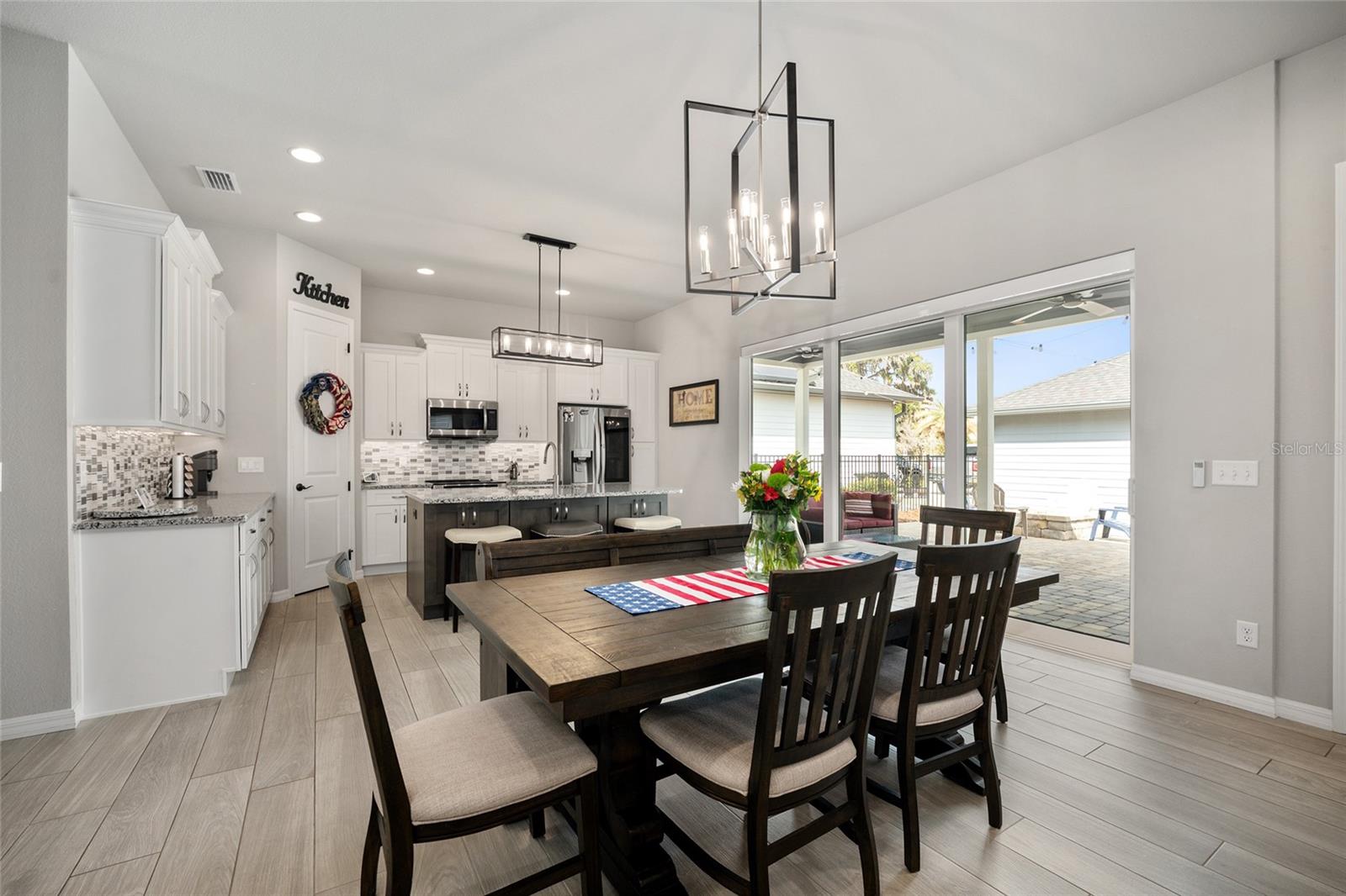 OAKMONT - Residential