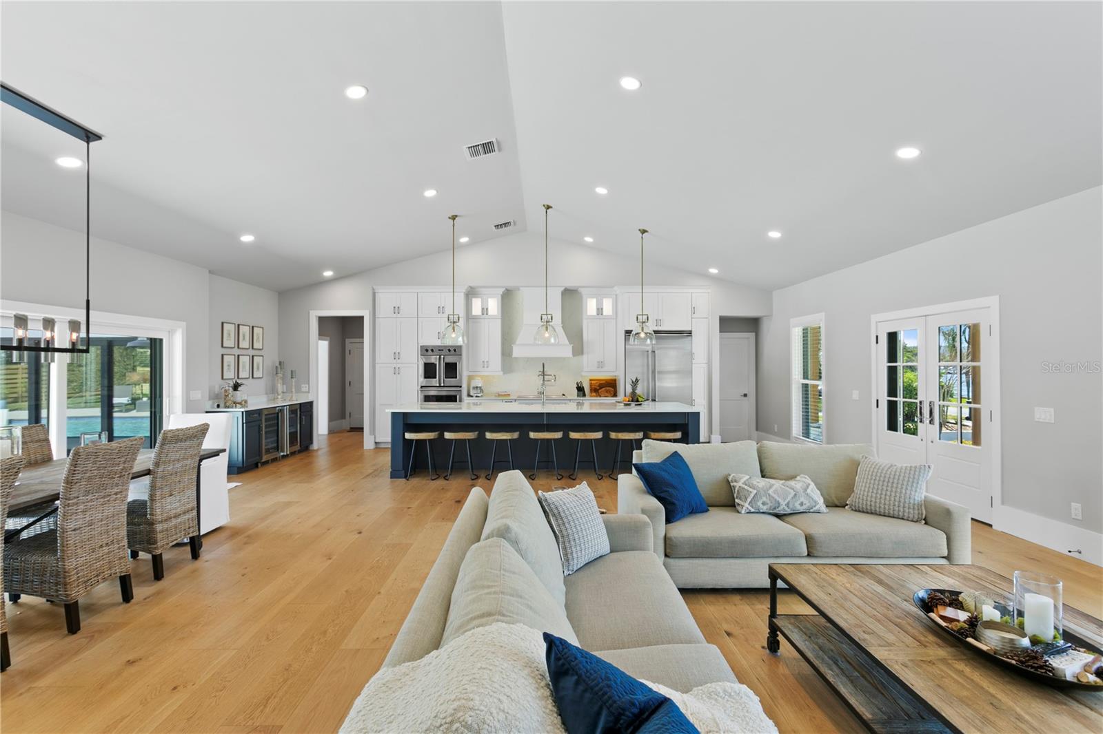 RIDGEWOOD PARK - Residential