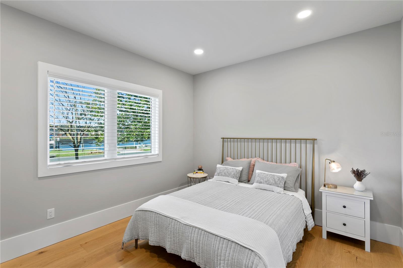 RIDGEWOOD PARK - Residential